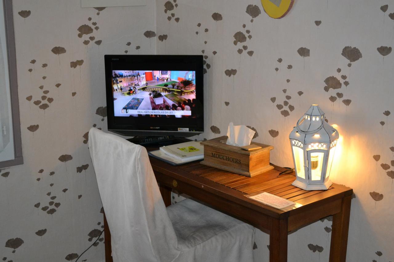 فندق Logis Le Relais Sarrasin Vezenobres المظهر الخارجي الصورة